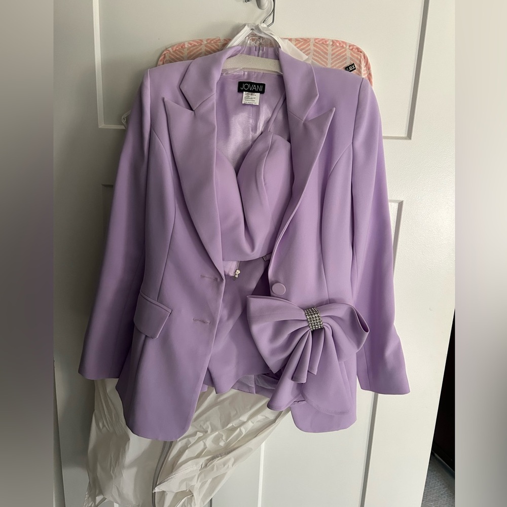 3 piece Jovani short blazer set - Picture 2 of 6